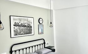 Cd-P Loft, New Charming Loft With Private Patio, Center, Quite Neighborhood